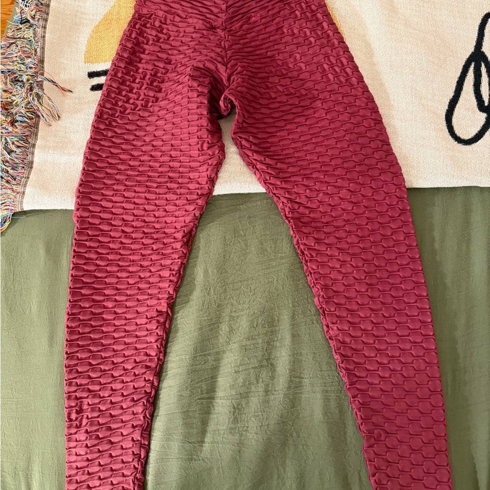 Booty by Brabants Textured Red Leggings